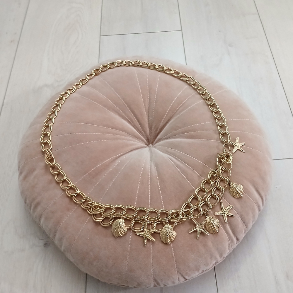 Gold tone Coastal/ Nautical Style chain  belt, charms, women, 2 tears, petit, 34